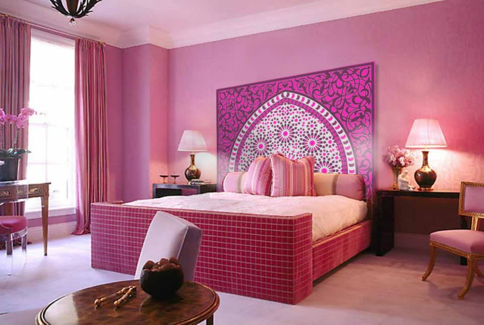 Tête de lit orientale en rose