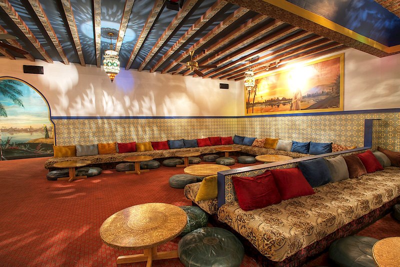 salon traditionnel marocain en design simple